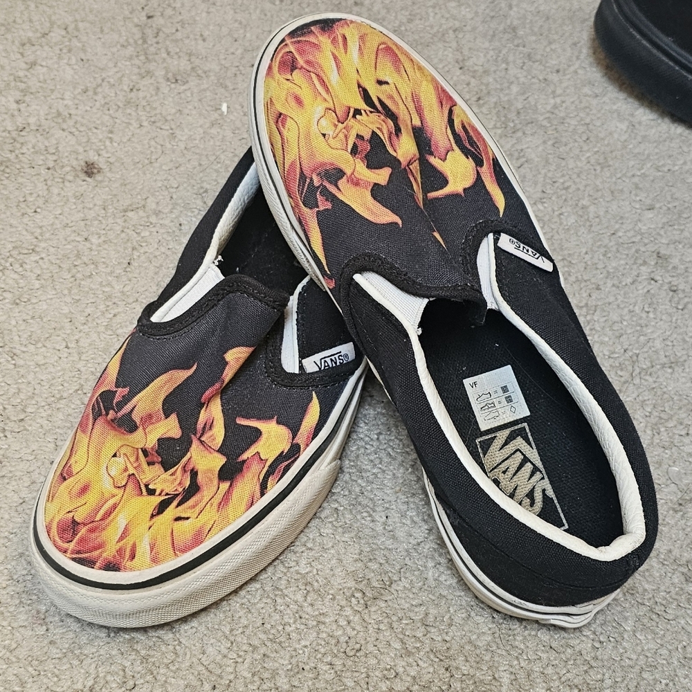 Kids Vans - Picture 2 of 3